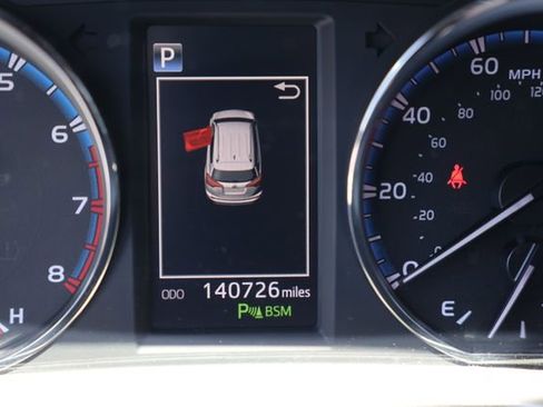 Used 2017 Toyota RAV4 Limited AWD/4WD image 24