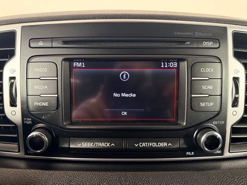 Used 2019 Kia Sportage LX FWD image 18