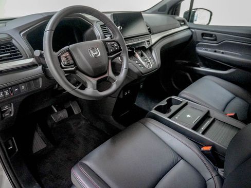 Certified 2026 Honda Odyssey Sport-L image 21