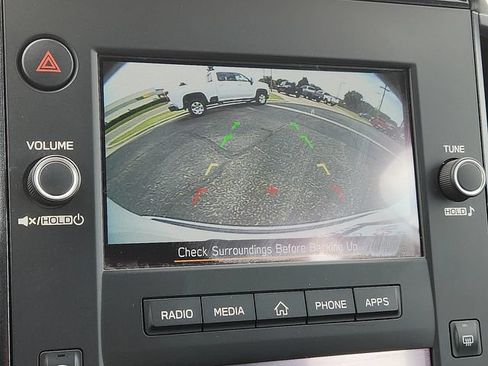 Used 2026 Subaru Forester AWD/4WD image 17