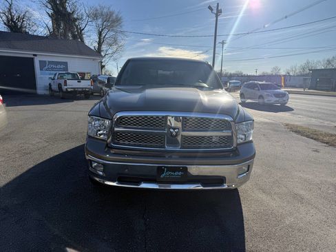 Used 2010 Dodge Ram 1500 Truck Laramie image 3