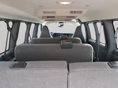 Used 2025 Chevrolet Express 3500 LT w/ LT Preferred Equipment Group RWD image 32