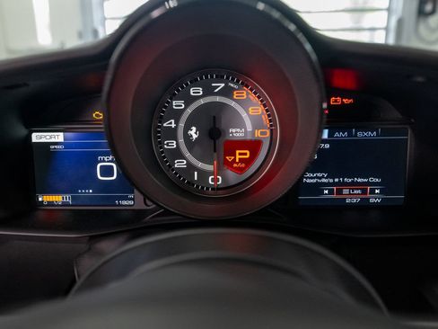 Used 2018 Ferrari 488 GTB RWD image 28