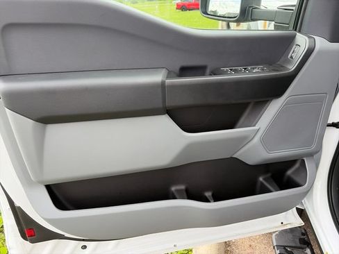 New 2026 Ford F550 4x4 Supercab Super Duty image 14