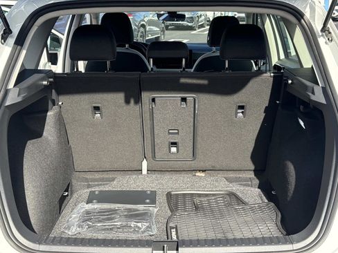 Used 2025 Volkswagen Taos S image 11