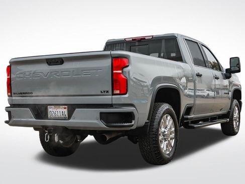 Used 2024 Chevrolet Silverado 2500 LTZ w/ LTZ Plus Package image 6