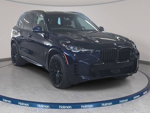 Used 2026 BMW X5 sDrive40i w/ M Sport Package RWD image 3
