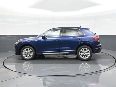 New 2025 Audi Q3 2.0T Premium image 4