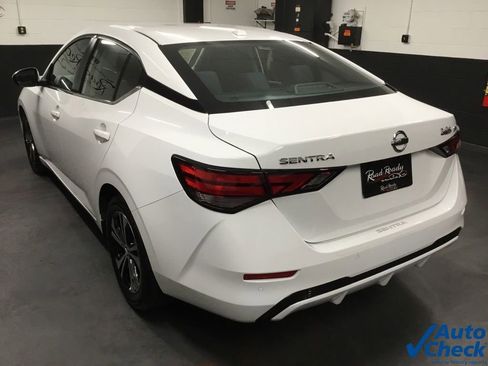 Used 2023 Nissan Sentra SV FWD image 4