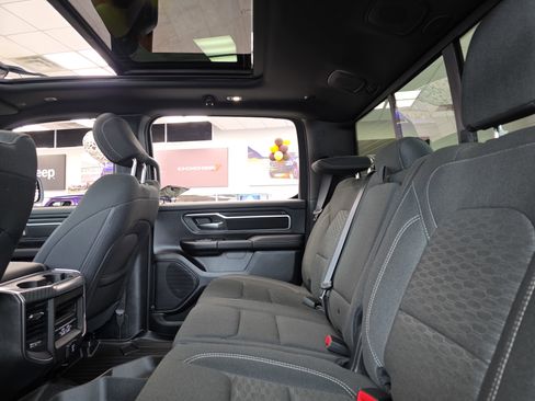New 2026 RAM 1500 Big Horn AWD/4WD image 17