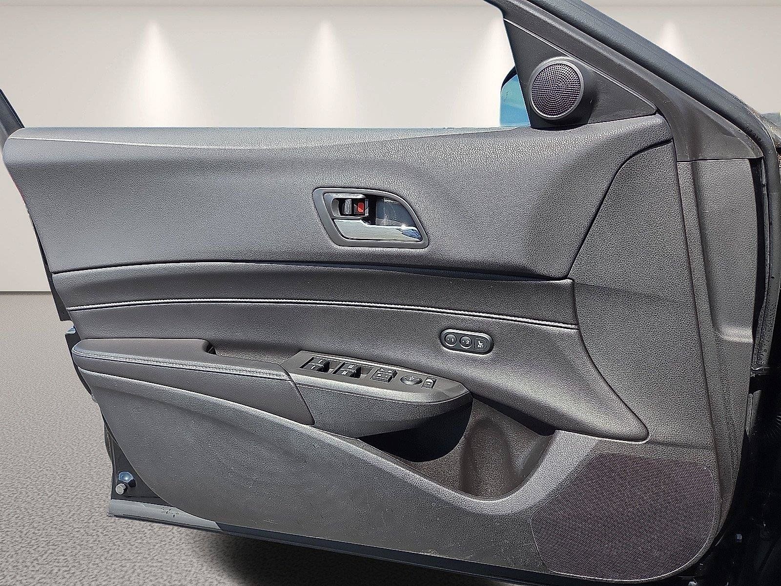 Used 2018 Acura ILX FWD image 14