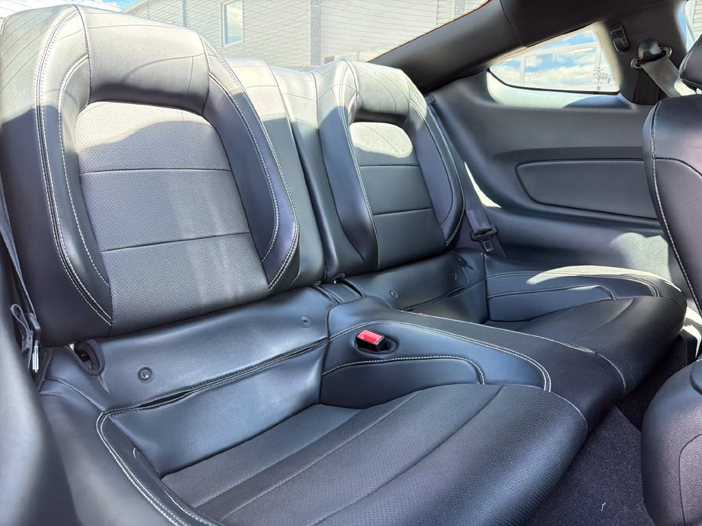 Used 2020 Ford Mustang Shelby GT500 w/ Technology Package RWD image 42