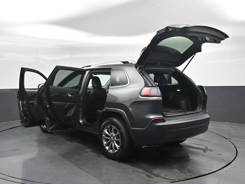 Used 2021 Jeep Cherokee Latitude Plus AWD/4WD image 47