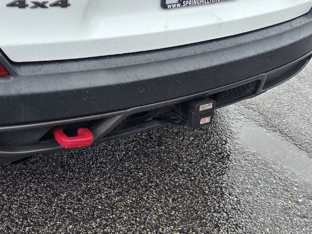 Used 2019 Jeep Cherokee Trailhawk AWD/4WD image 30