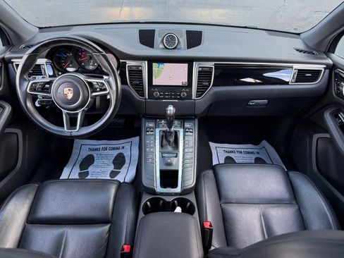 Used 2017 Porsche Macan AWD/4WD image 16
