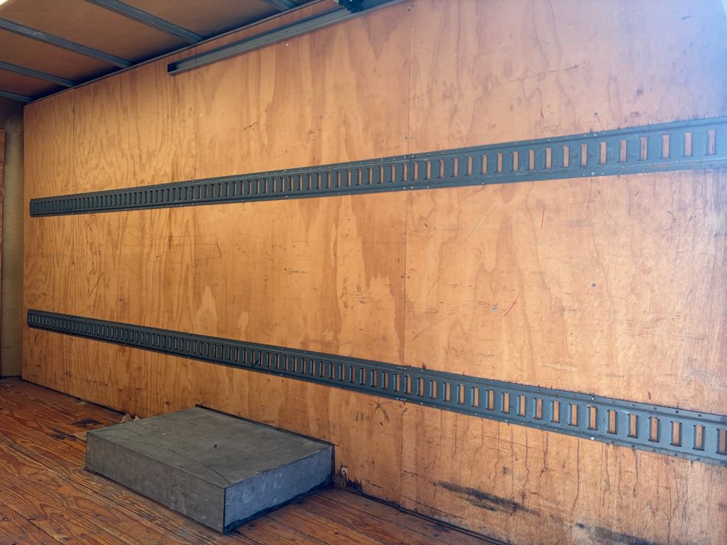 Used 2016 Ford E-350 and Econoline 350 Super Duty RWD image 19