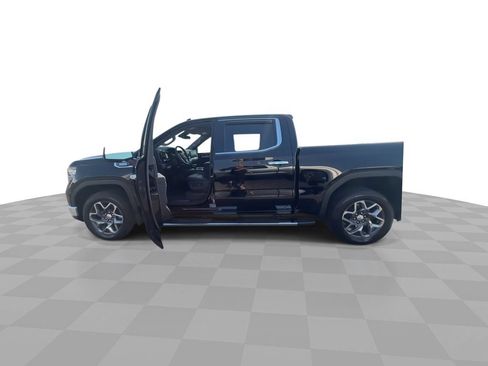 Certified 2025 GMC Sierra 1500 SLT w/ SLT Premium Package RWD image 5