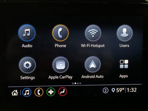 Used 2021 Chevrolet Traverse LT image 12