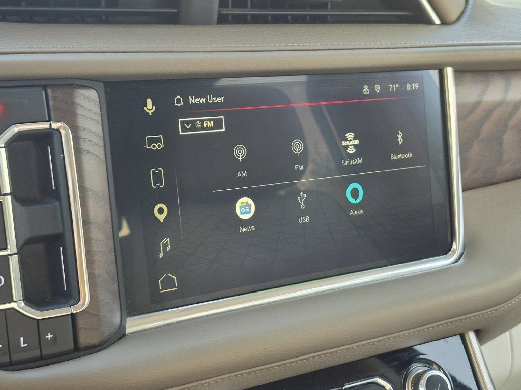 Used 2023 GMC Yukon Denali AWD/4WD image 17