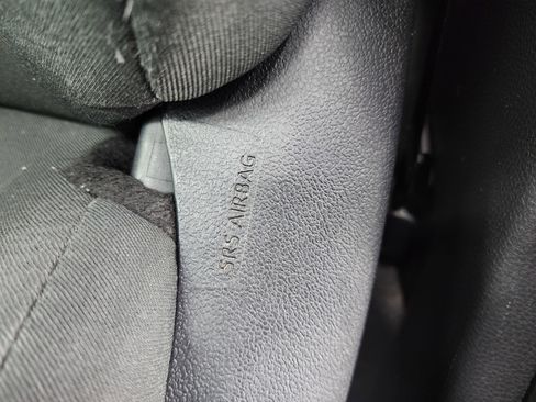 Used 2024 Toyota RAV4 XLE image 38