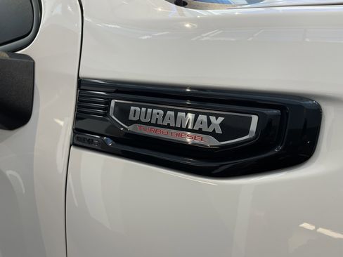 Used 2024 GMC Sierra 1500 Elevation image 39