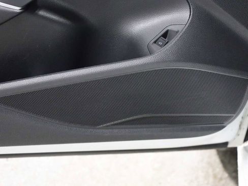 Used 2021 Volkswagen Passat 2.0T SE image 17