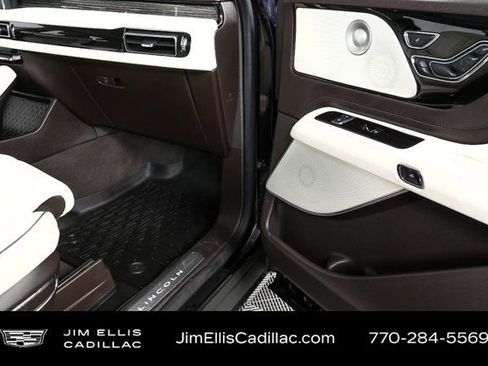 Used 2020 Lincoln Aviator Black Label Grand Touring w/ Class IV Trailer Tow Package image 27