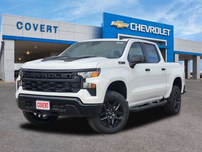 New 2026 Chevrolet Silverado 1500 Custom Trail Boss w/ Turbomax Blackout Package
