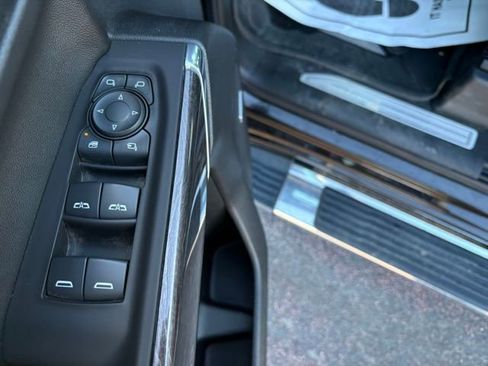 Used 2019 Chevrolet Silverado 1500 LTZ image 6