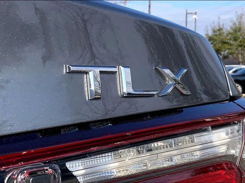 Used 2025 Acura TLX w/ Technology Package image 10