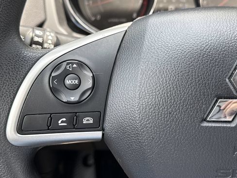 Used 2025 Mitsubishi Outlander Sport ES AWD/4WD image 17
