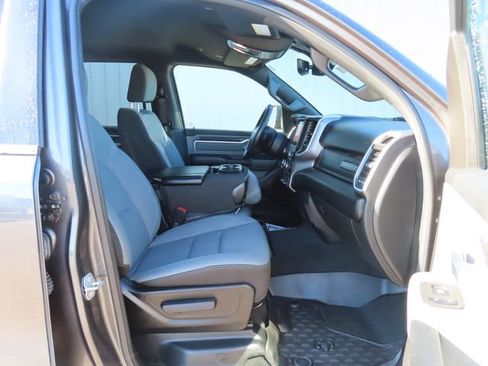 Used 2023 RAM 1500 Big Horn AWD/4WD image 24