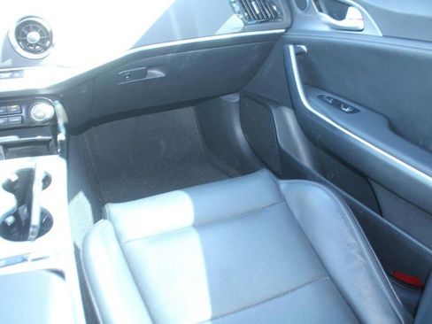 Used 2021 Kia Stinger GT image 16