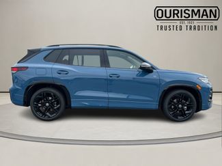 New 2026 Volkswagen Tiguan SE R-Line FWD video 3