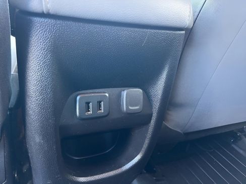 Used 2018 Chevrolet Colorado LT w/ LT Convenience Package image 21