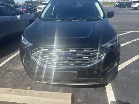 Used 2019 Ford Edge SEL w/ Equipment Group 201A image 25