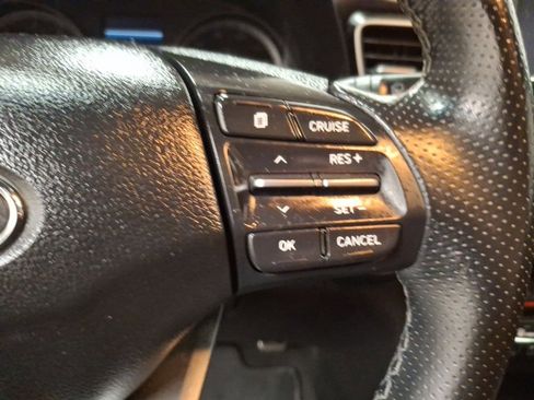 Used 2019 Hyundai Veloster Turbo image 19