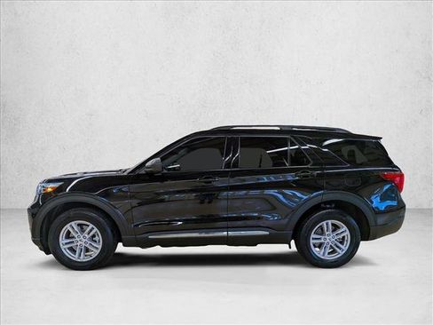 Certified 2023 Ford Explorer XLT AWD/4WD image 9