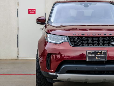 Used 2017 Land Rover Discovery HSE AWD/4WD image 44