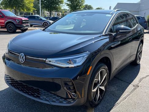 Certified 2023 Volkswagen ID.4 Pro S AWD/4WD image 8