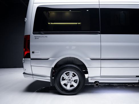 Used 2022 Mercedes-Benz Sprinter 144 Cargo image 36