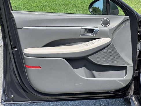 Used 2023 Hyundai Sonata Blue FWD image 14