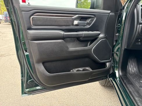 New 2026 RAM 1500 Laramie AWD/4WD image 15