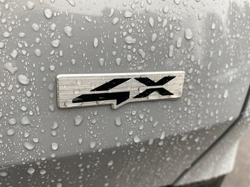 Used 2024 Kia Sportage SX image 17