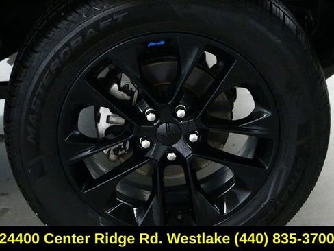 Used 2022 Jeep Wrangler Unlimited Sahara w/ Cold Weather Group image 10