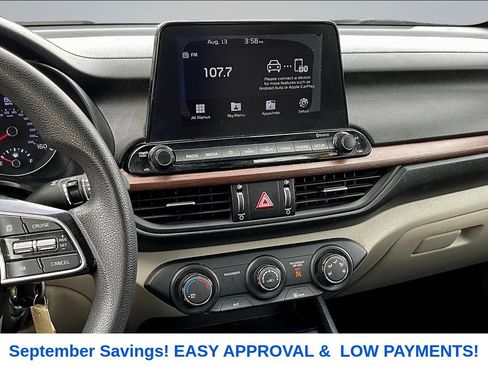 Used 2020 Kia Forte LXS FWD image 8