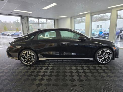 New 2025 Hyundai Ioniq 6 SEL image 3