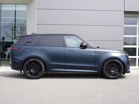 New 2026 Land Rover Range Rover Sport SV AWD/4WD image 7