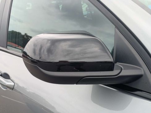 Used 2026 Chevrolet Equinox RS FWD image 11