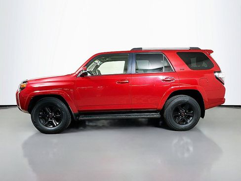 Used 2014 Toyota 4Runner SR5 w/ Upgrade Package image 4